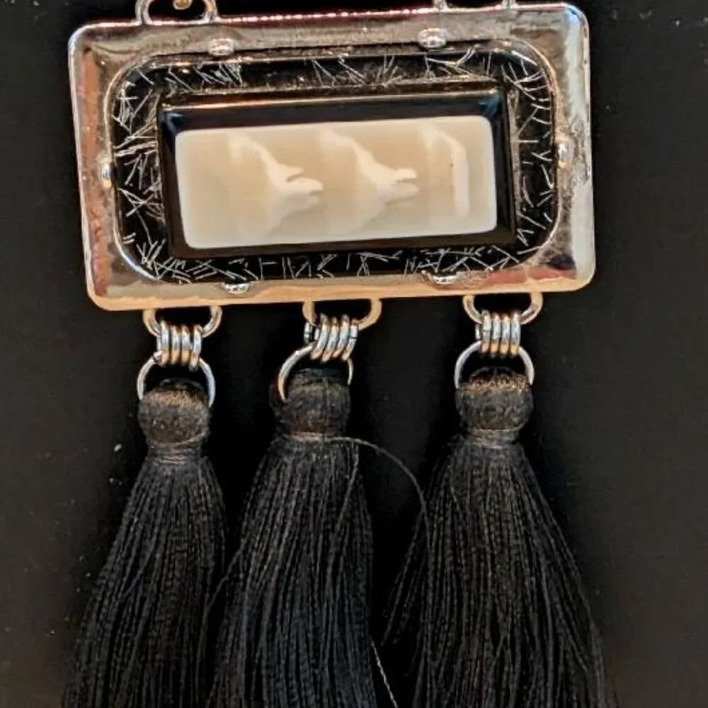 Statement Necklace with Mother of Pearl & Tassels - Picture 2 of 4